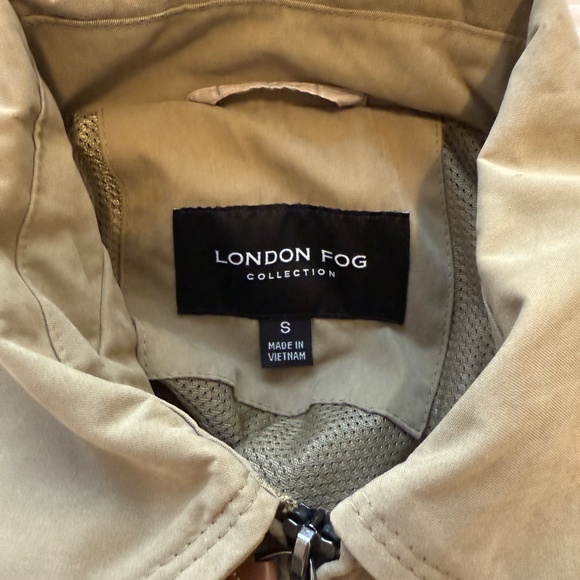 London Fog Golf Jacket Mens S Lightweight Breathable Beige Tan Polyester/Nylon - Picture 3 of 4